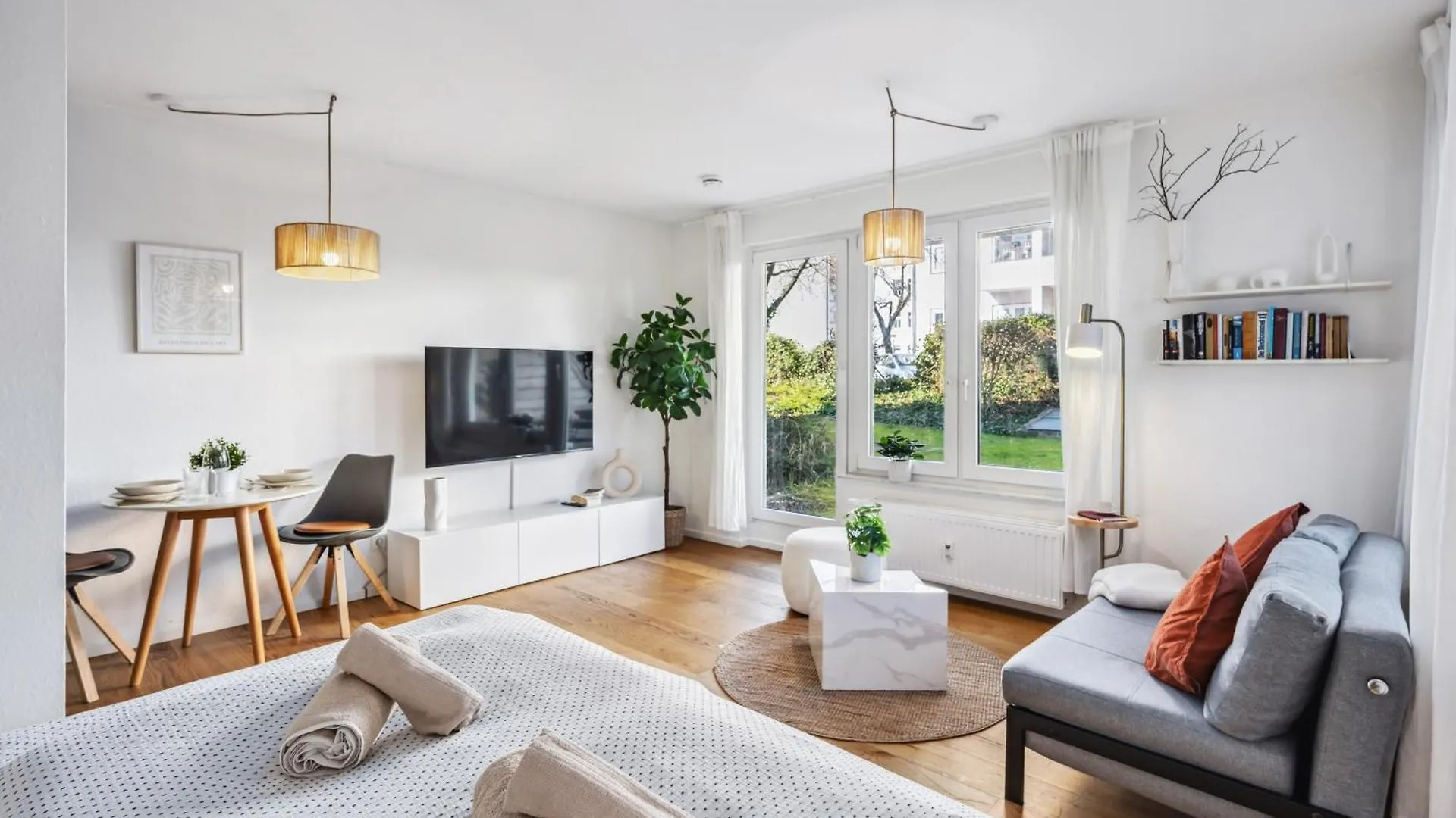 Traber Apartments Studio Kaffee Terrasse & Parken Lipsk