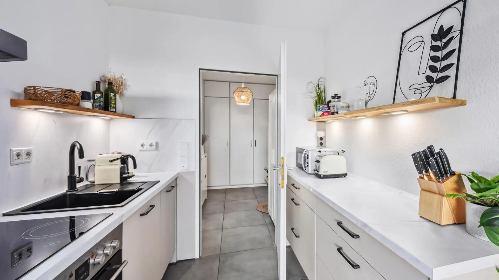 Traber Apartments Studio Kaffee Terrasse & Parken Lipsk