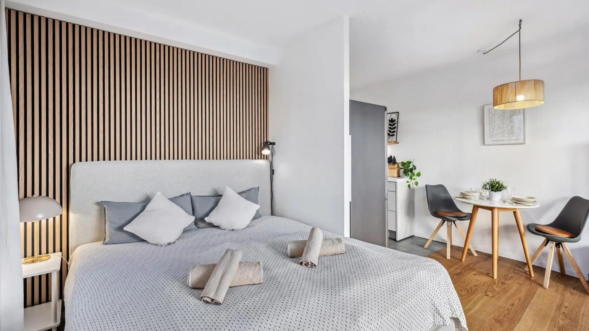 Traber Apartments Studio Kaffee Terrasse & Parken Lipsk Niemcy